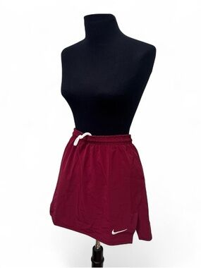 Nike Women’s Maroon Athletic Tennis Skirt